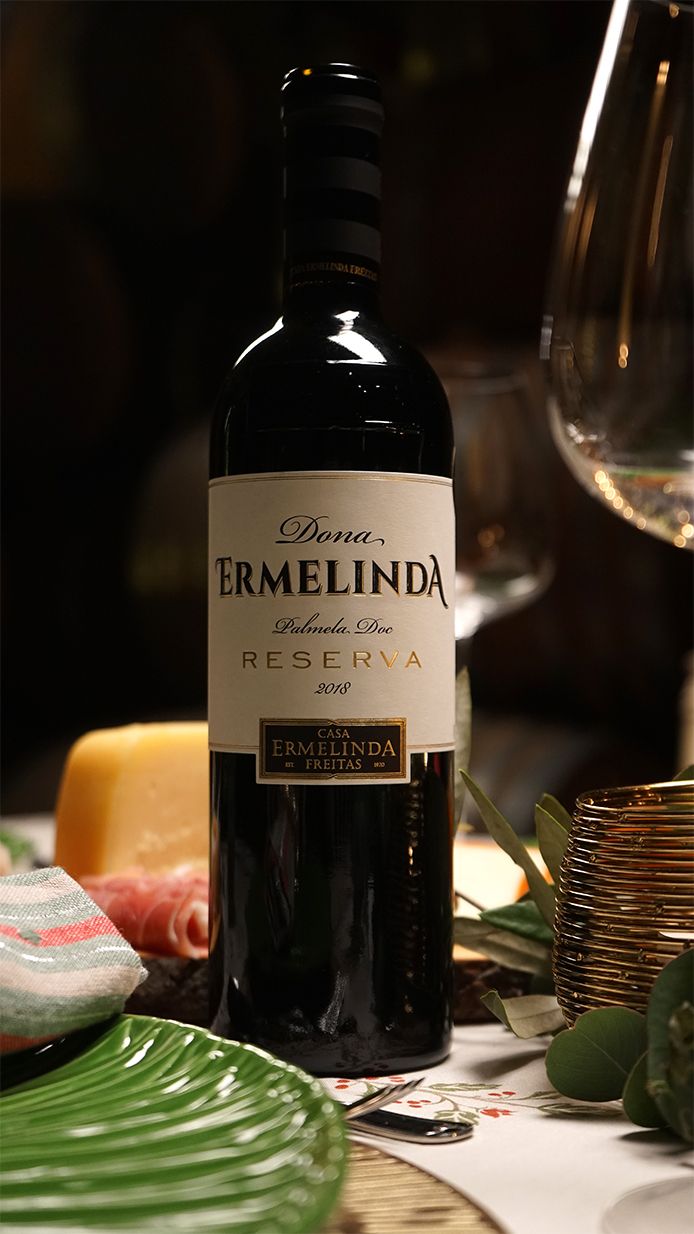 Na Noite da Natal, brinde com Ermelinda