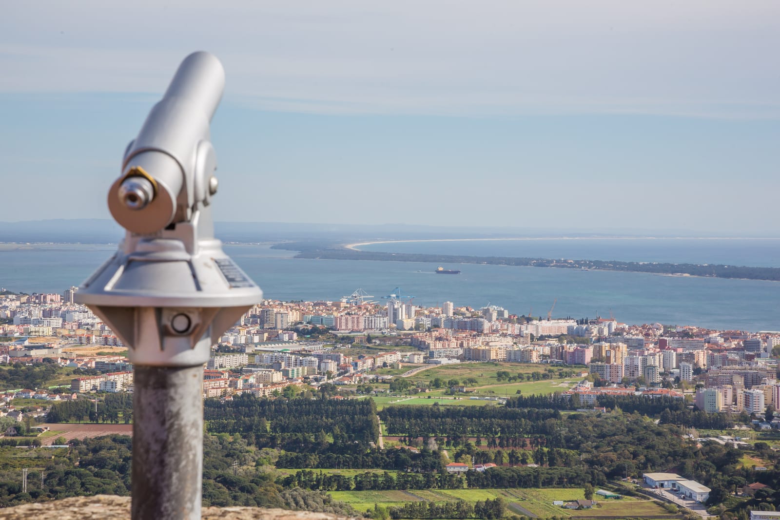 Mar, serra e vinhos de excelência